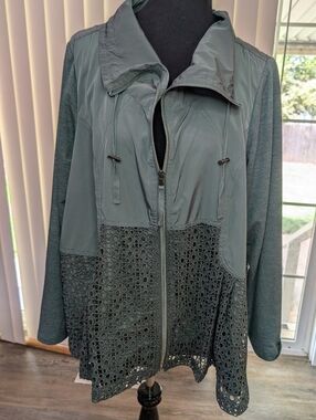 LOGO Multi Media Jacket